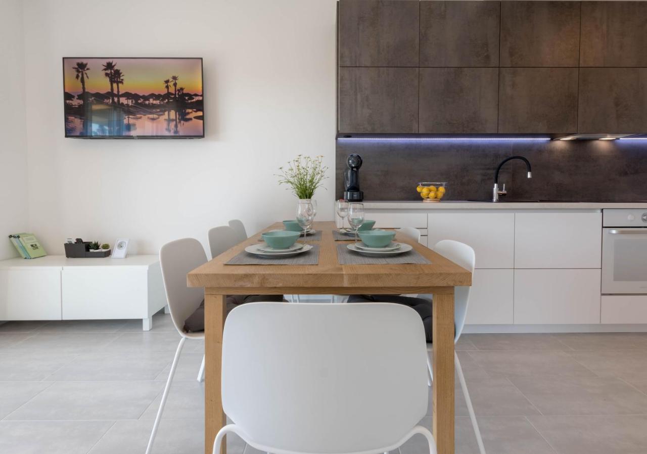 Apartments Moon Драмал Екстериор снимка