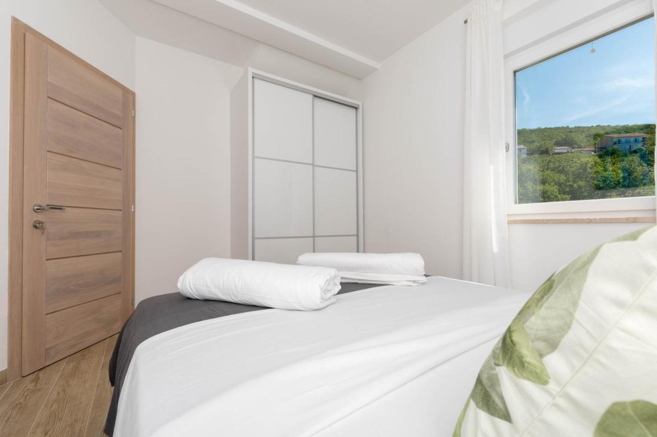 Apartments Moon Драмал Екстериор снимка